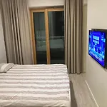 Mennica アパート *